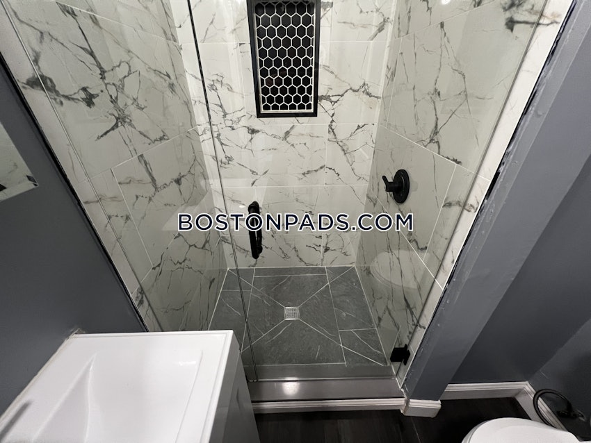 BOSTON - FORT HILL - 5 Beds, 2 Baths - Image 34