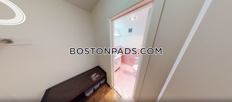 Chiswick Rd., Boston