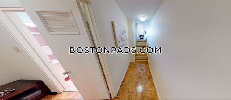 Chiswick Rd., Boston