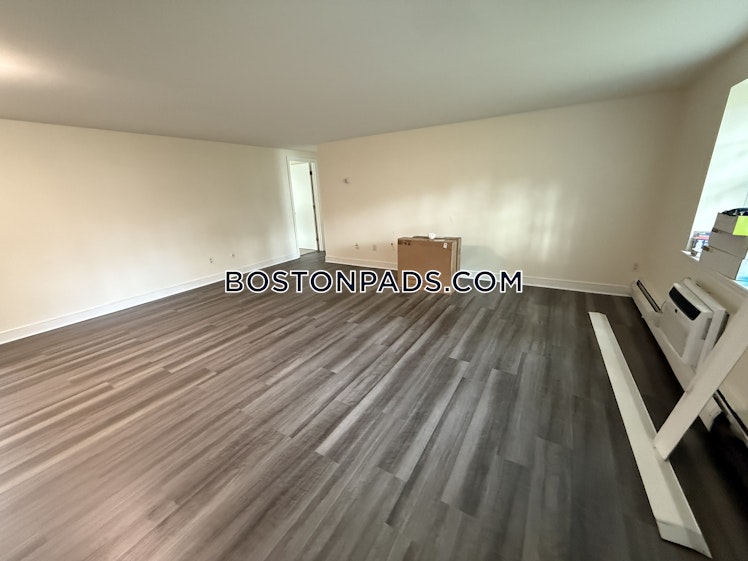 Worthen Rd., Lexington