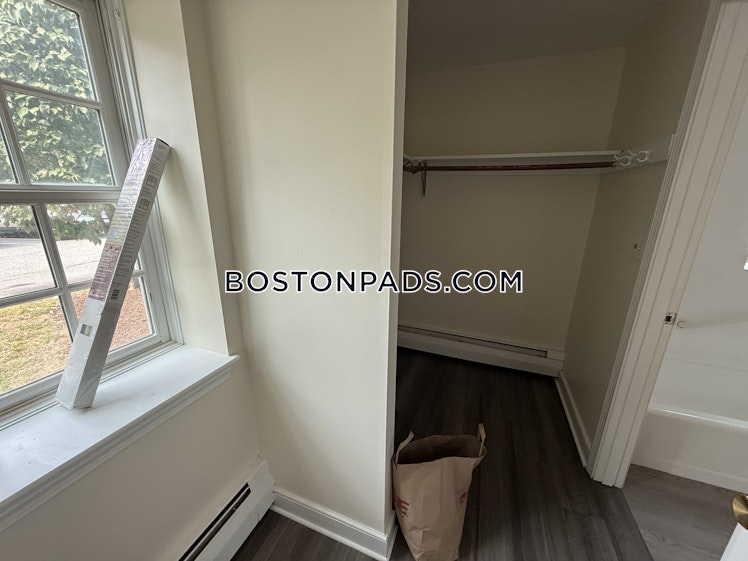 Worthen Rd., Lexington