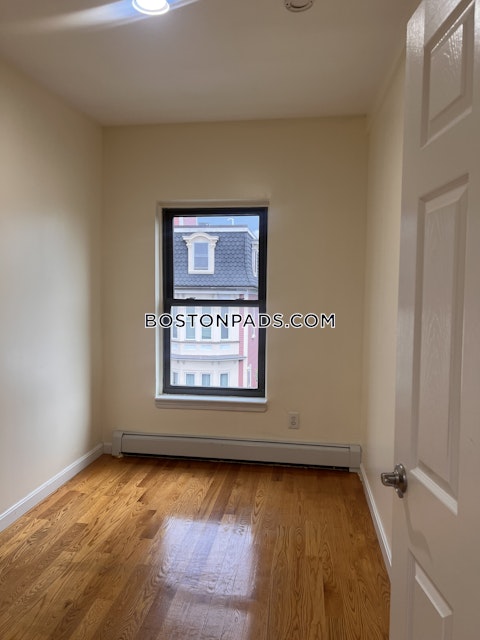 Dudley St. Boston photo 17