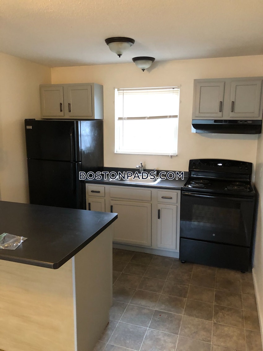 BOURNE - 2 Beds, 1 Bath - Image 7
