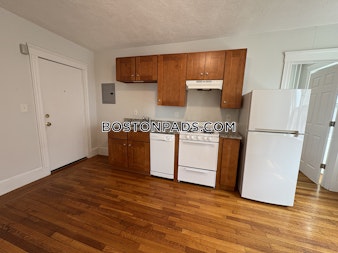 Commonwealth Ave. Boston