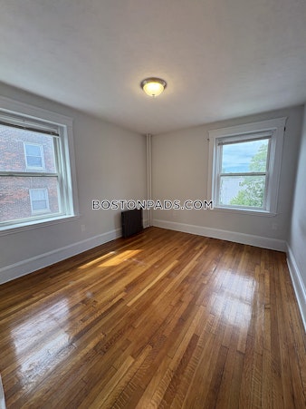 Commonwealth Ave. Boston