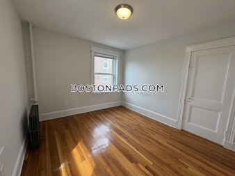 Commonwealth Ave. Boston