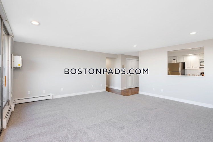 Stonehill Dr., Stoneham