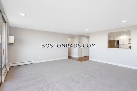 Stonehill Dr. Stoneham photo 5