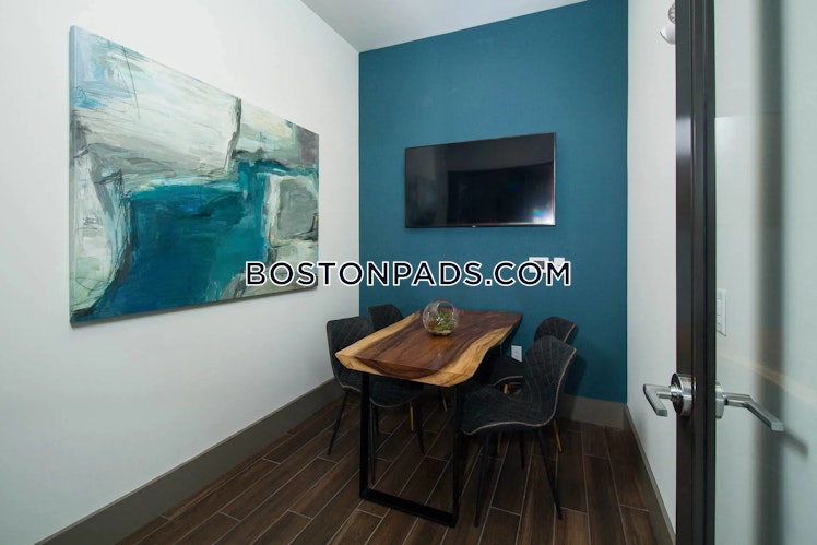 Executive Dr., Stoneham