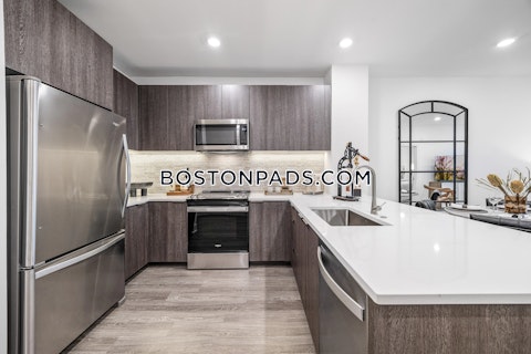 Maple St. Stoneham photo 17