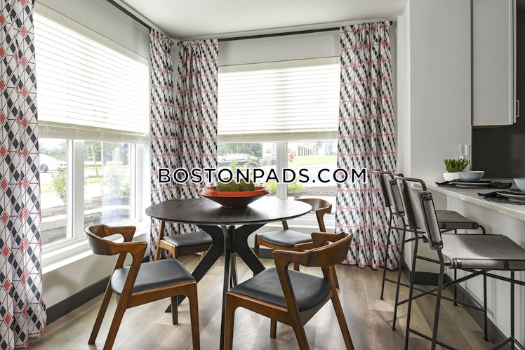 Main St., Winchester