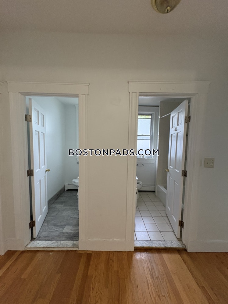 Algonquin Rd., Newton