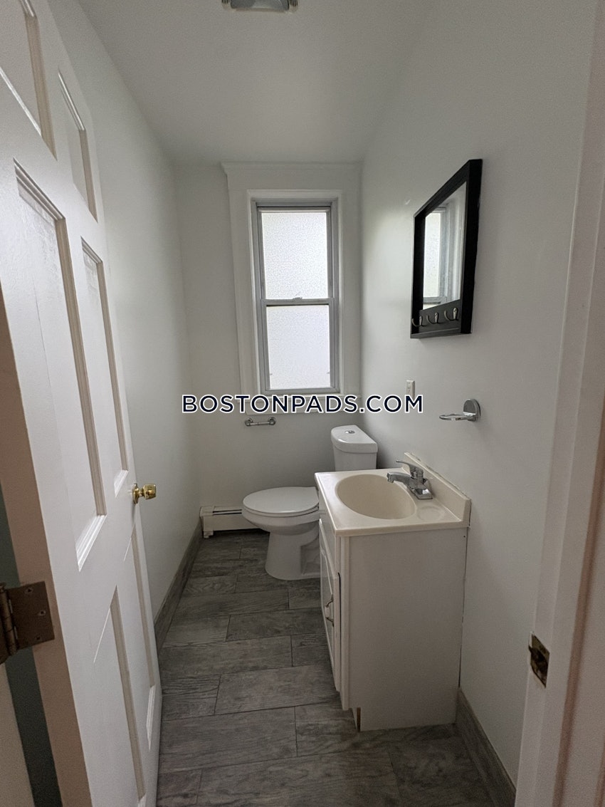 NEWTON - CHESTNUT HILL - 6 Beds, 2.5 Baths - Image 41