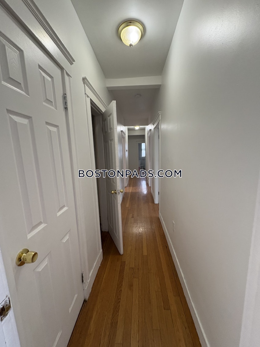 NEWTON - CHESTNUT HILL - 6 Beds, 2.5 Baths - Image 9