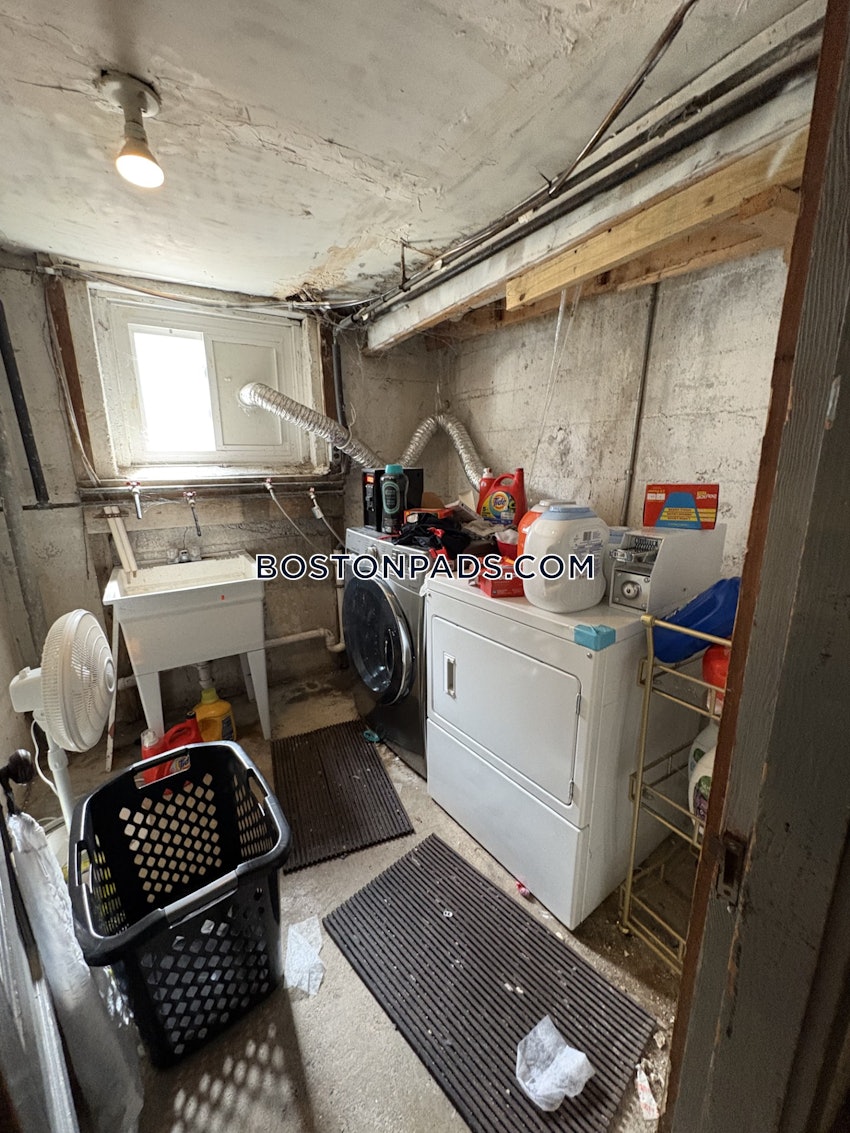 NEWTON - CHESTNUT HILL - 6 Beds, 2.5 Baths - Image 23