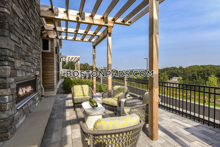 Main St., Winchester