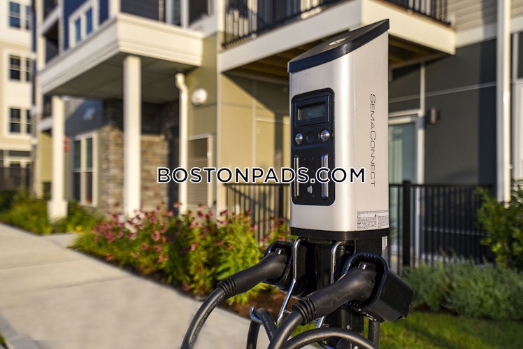 Main St., Winchester