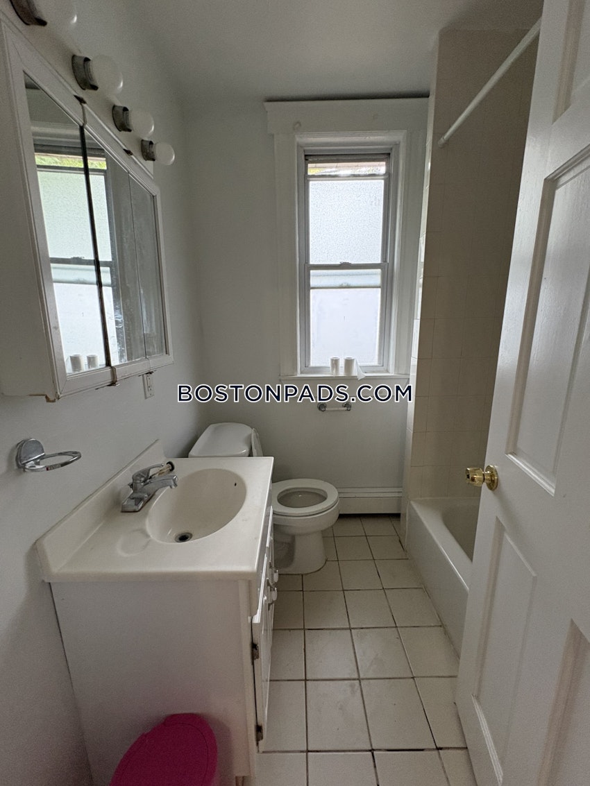 NEWTON - CHESTNUT HILL - 6 Beds, 2.5 Baths - Image 39