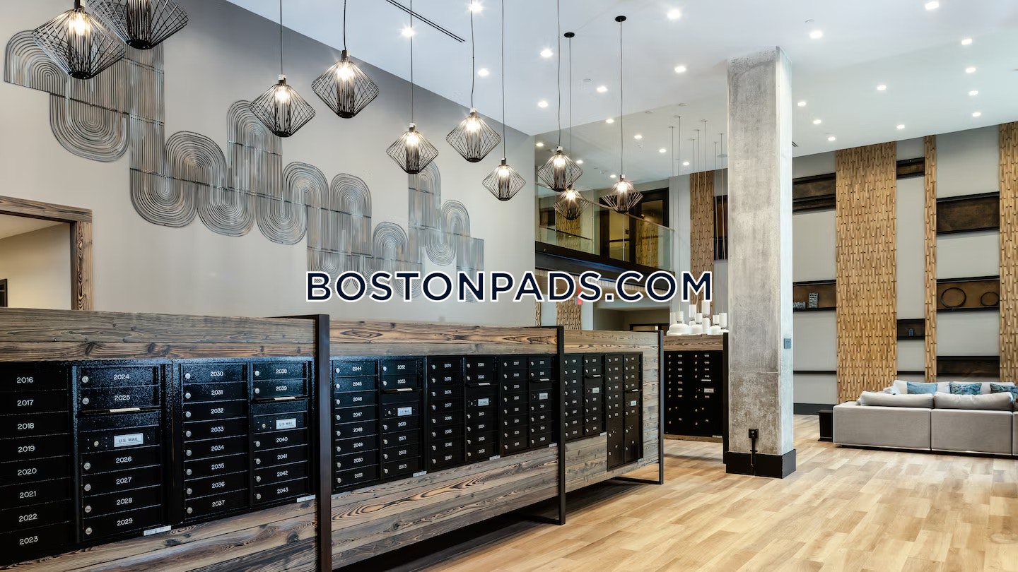 Woburn - 1 Beds, 1 Baths