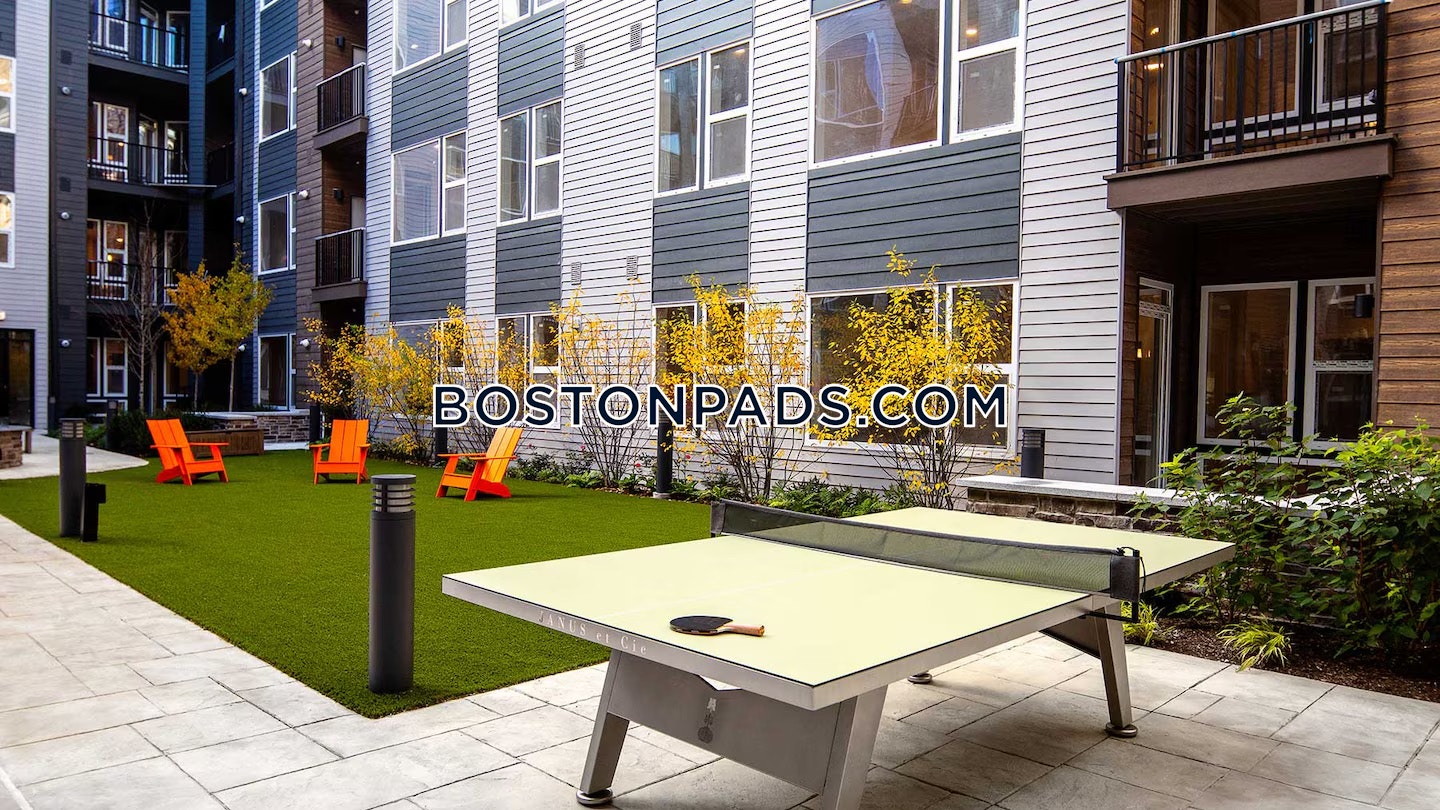 Woburn - 1 Beds, 1 Baths