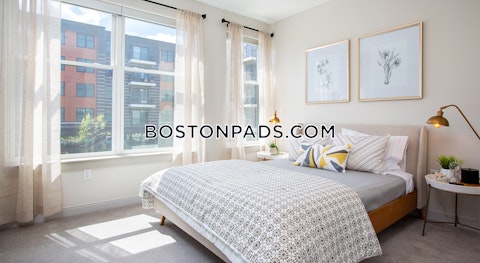 Presidential Way. Woburn photo 9