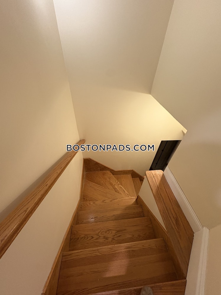 Winthrop Rd., Brookline