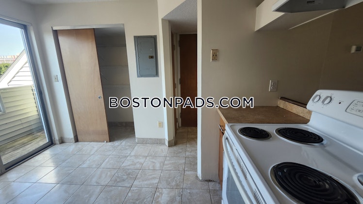 North Beacon St., Boston