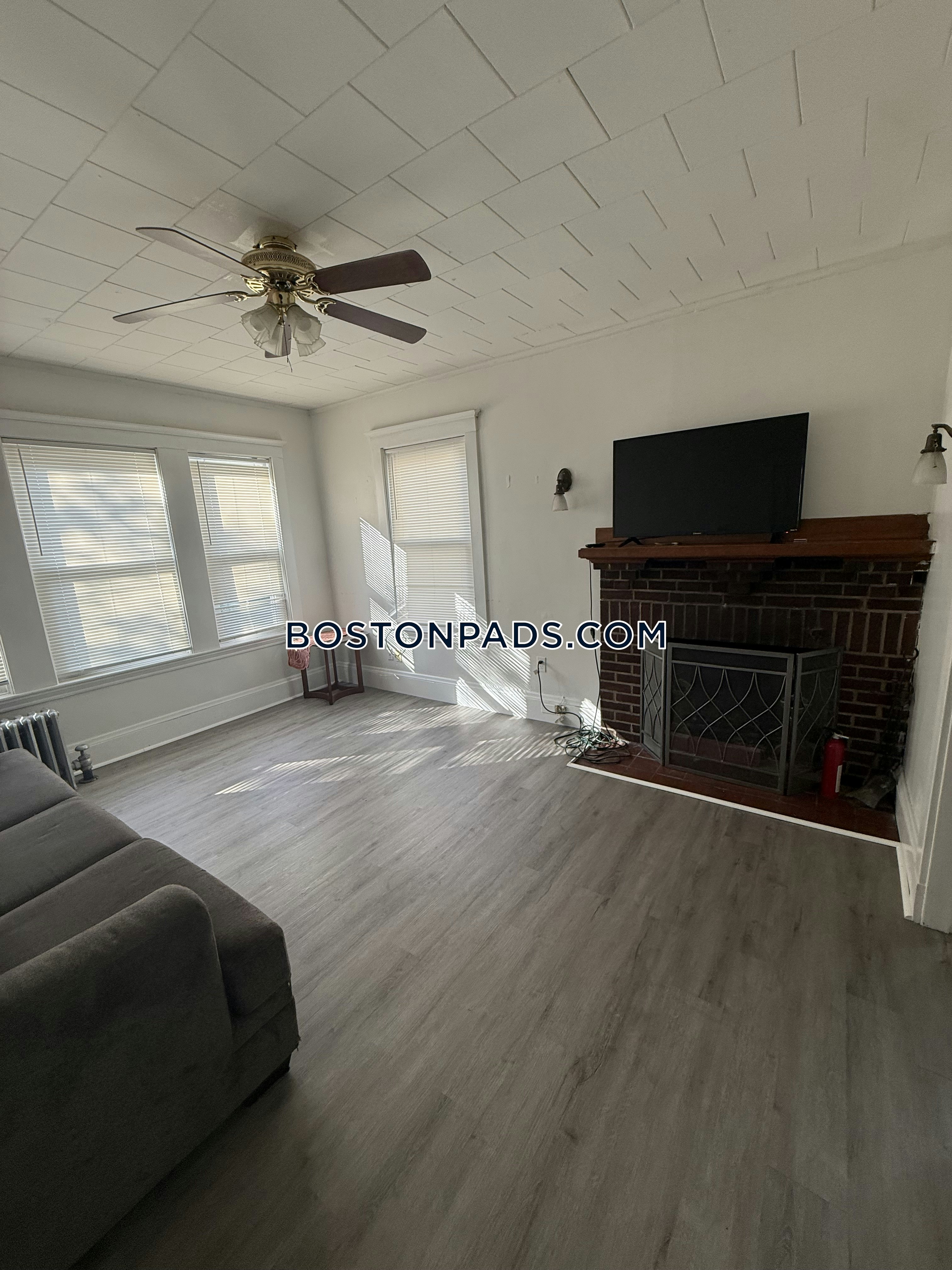 Somerville - 3 Beds, 1 Baths