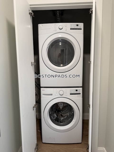 central Somerville photo 5