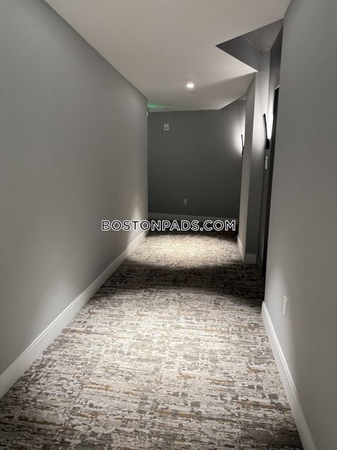 central Somerville photo 10