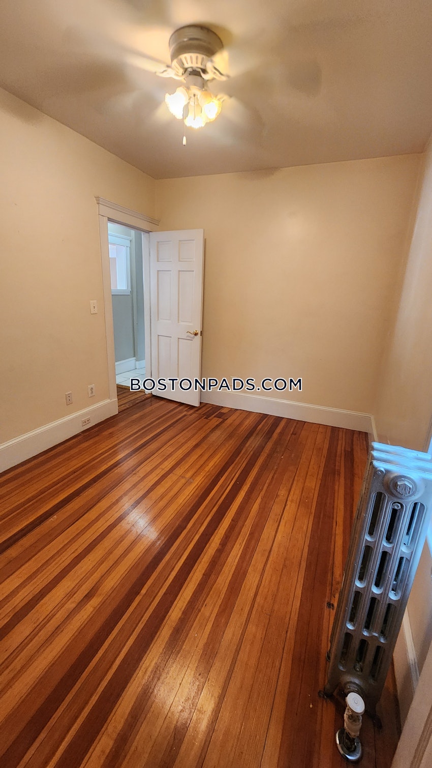 BOSTON - BRIGHTON - OAK SQUARE - 3 Beds, 1 Bath - Image 44