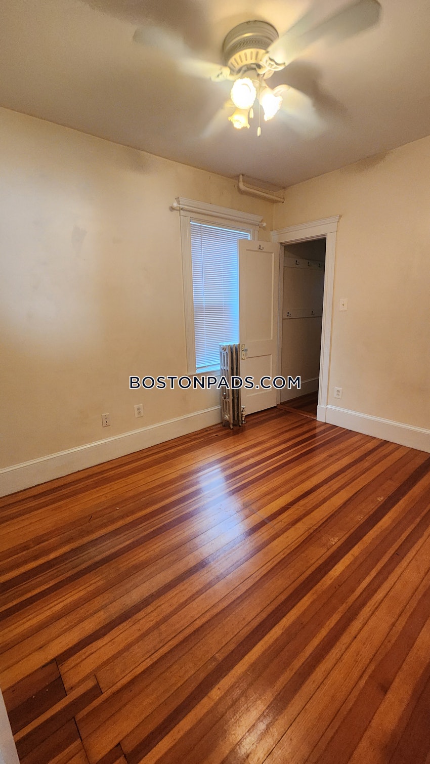 BOSTON - BRIGHTON - OAK SQUARE - 3 Beds, 1 Bath - Image 43