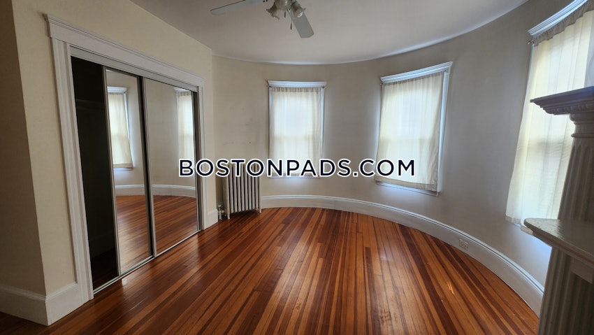 BOSTON - BRIGHTON - OAK SQUARE - 3 Beds, 1 Bath - Image 39