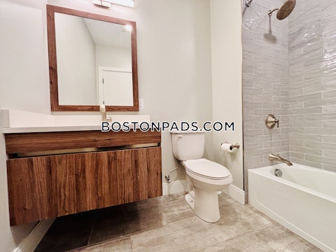 central Somerville photo 25