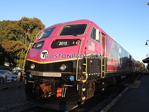 Lincoln St. Reading photo 15