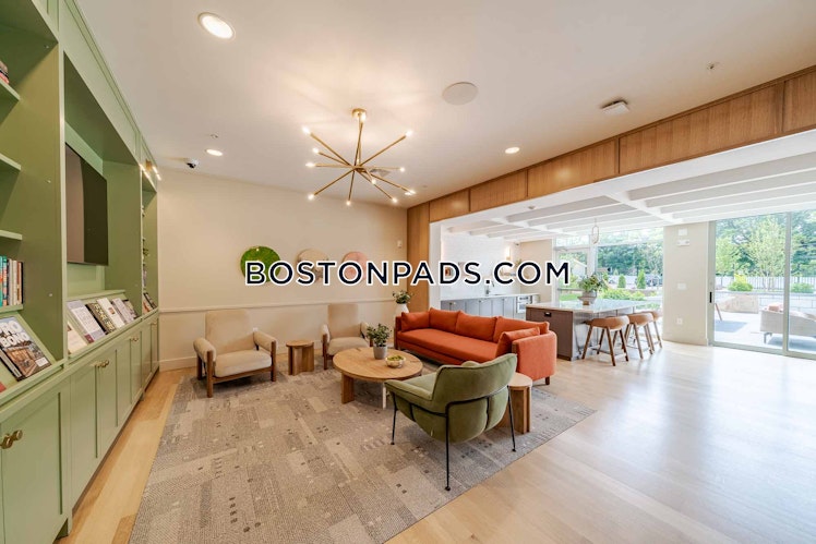 Newbury St., Peabody