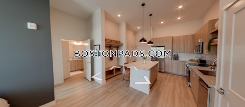 Newbury St. Peabody photo 3