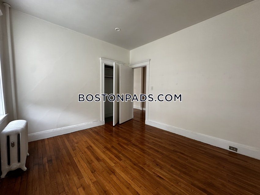 BOSTON - ALLSTON/BRIGHTON BORDER - 2 Beds, 1 Bath - Image 13