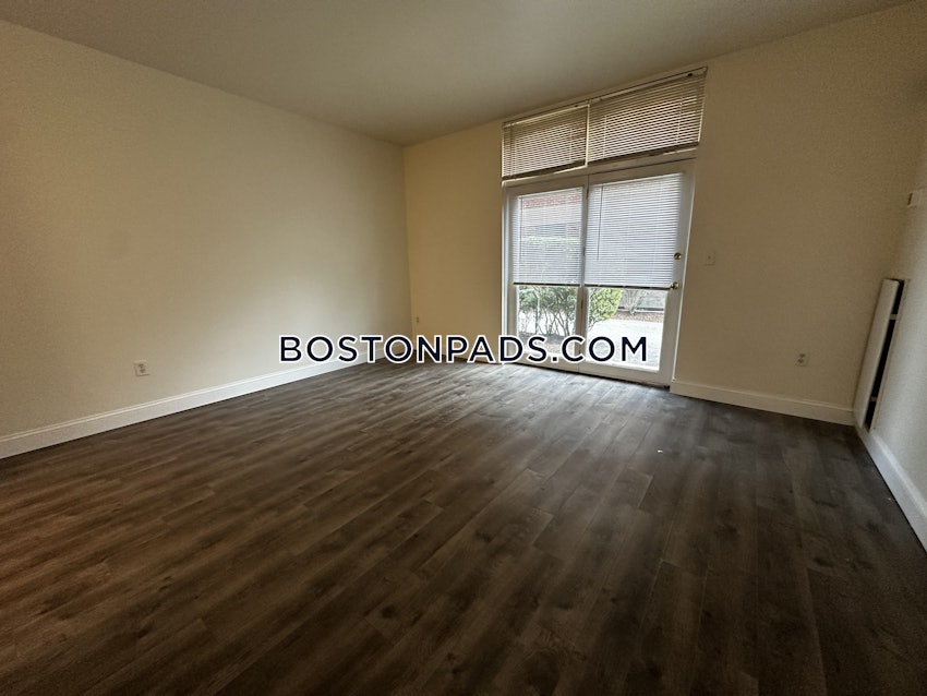 BOSTON - SOUTH END - 3 Beds, 2 Baths - Image 16
