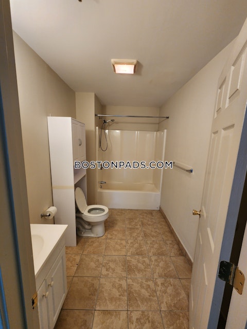 Franklin St. Worcester photo 10