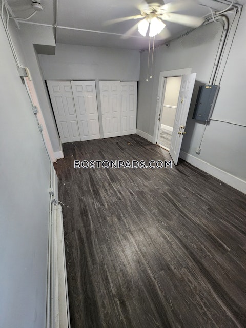 Franklin St. Worcester photo 6