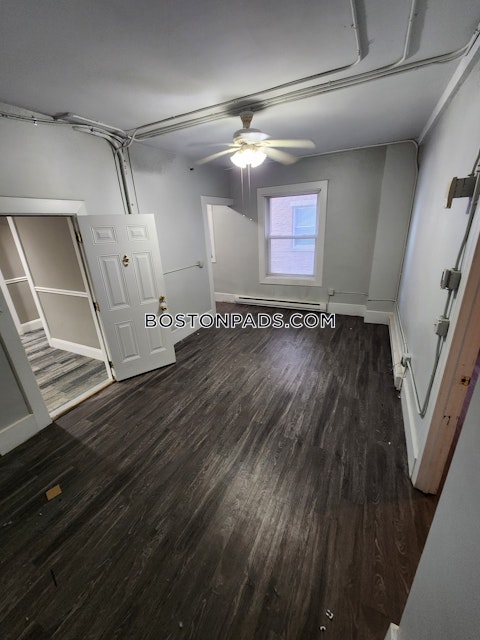 Franklin St. Worcester photo 5