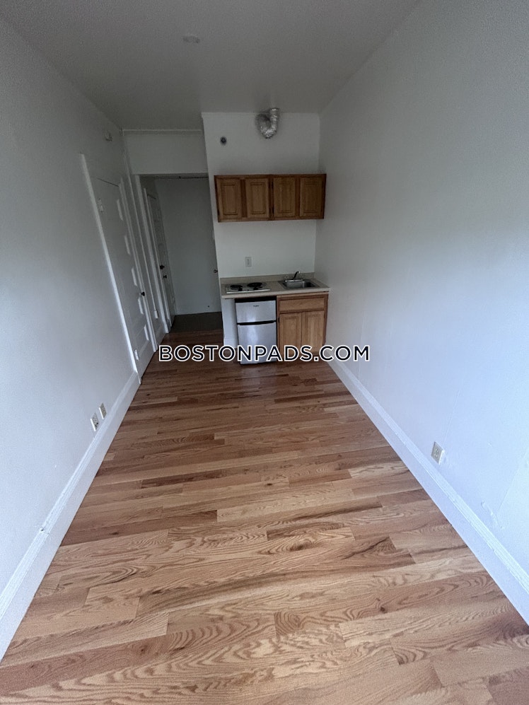 Beacon St., Brookline