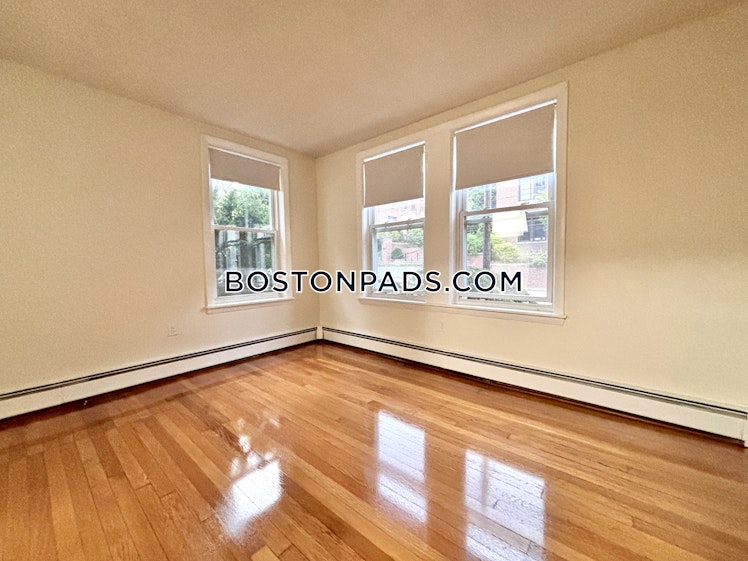 Tappan St., Brookline