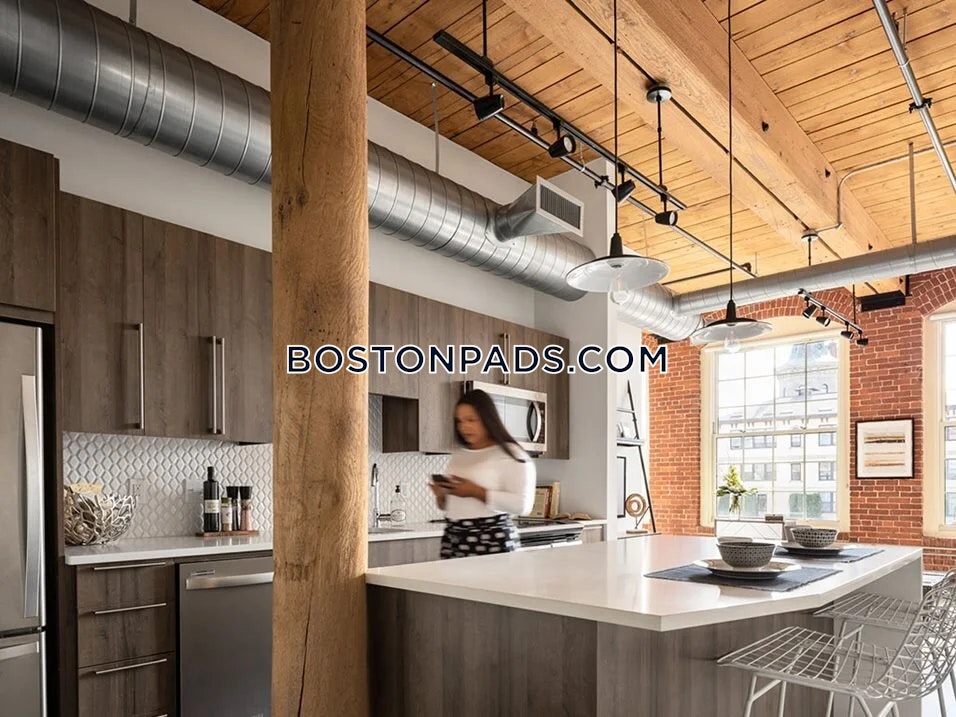 Lowell - 2 Beds, 1 Baths