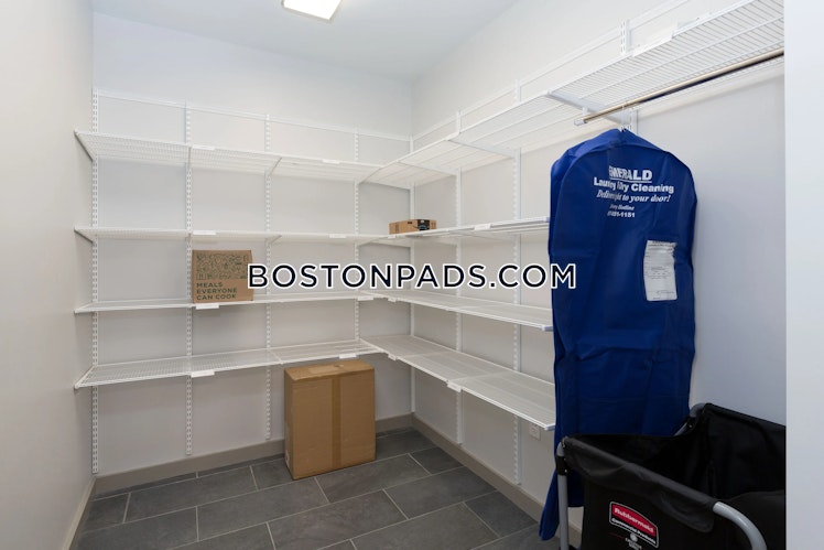 Truman Parkway, Boston