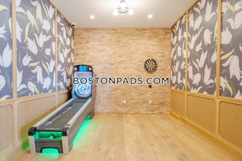 Pond St. Waltham photo 15