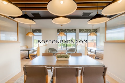 Pond St. Waltham photo 24