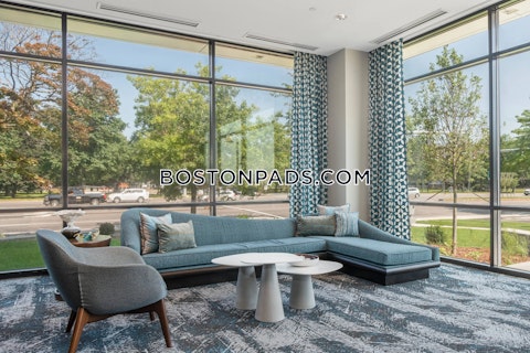 Lynnway Lynn photo 3