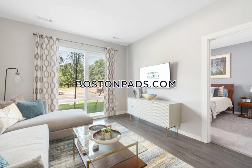 Lynn - $1,700+ /month